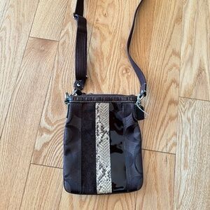 COACH Patchwork Signature Swingpack Crossbody Shoulder Bag Leather Vintage Y2K